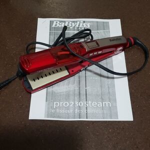 BaByliss Paris i Pro230 Steam Straightener Iron.